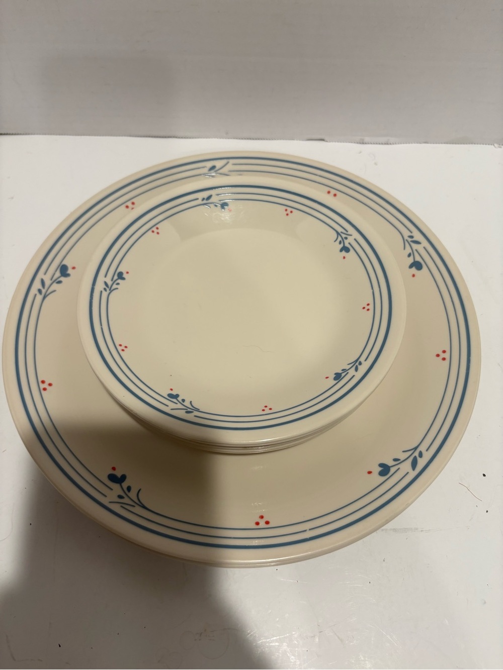 VTG Corelle Plates (set of 12) 7 small & 5 Large Plates
